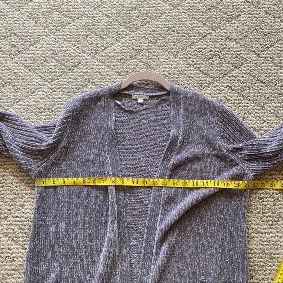 5/$15 Cato Velvety Soft, Silvery Gray Open Cardigan Sweater Medium - Picture 6 of 6